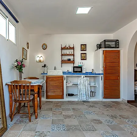 Apartment On Torviscas