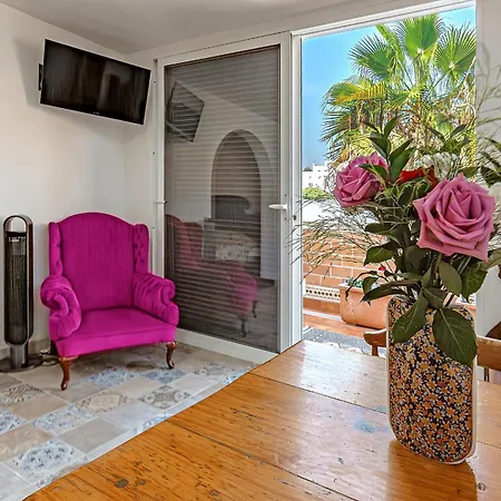 Apartment On Torviscas